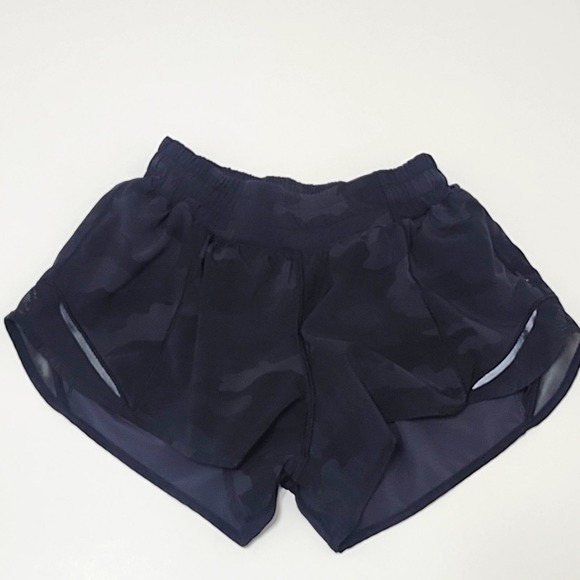 lululemon athletica Pants - Lululemon Hotty Hot Shorts in Camo Charcoal